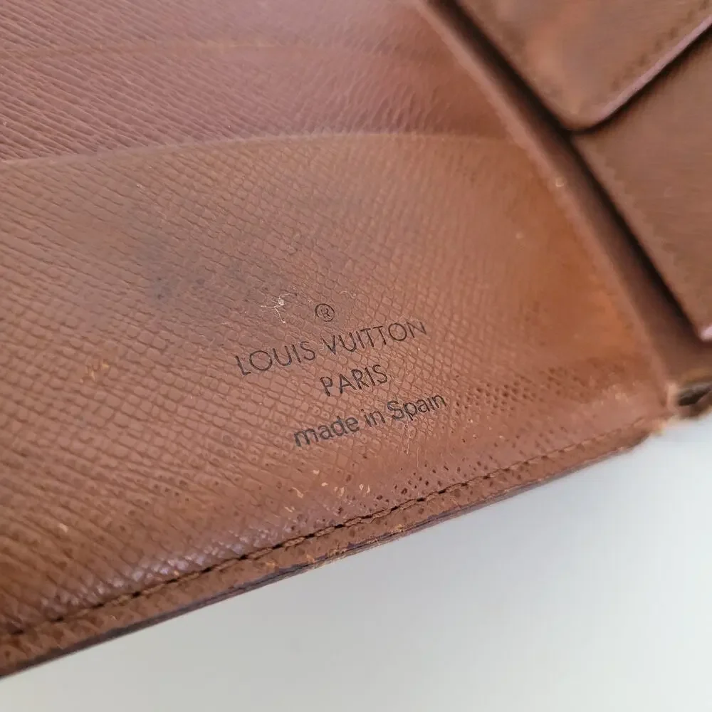 Vintage Louis Vuitton Men's LV Brown Bi-Fold Leather Wallet Monogram Classic